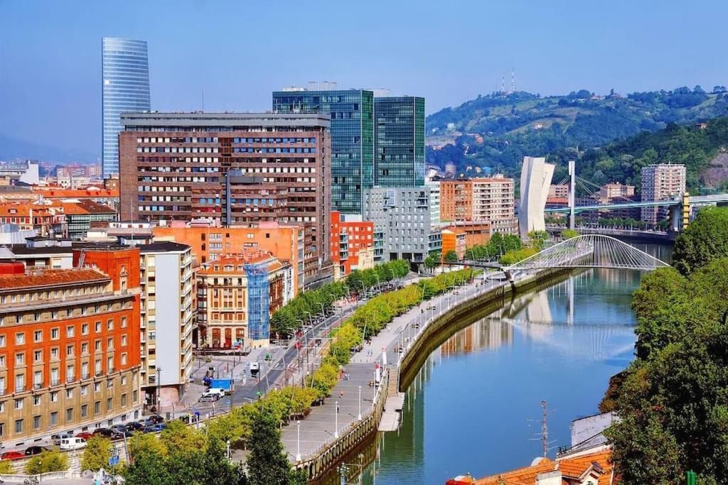 Cultura Y Gastronomia En El Casco Viejo Lägenhet Bilbao Exteriör bild