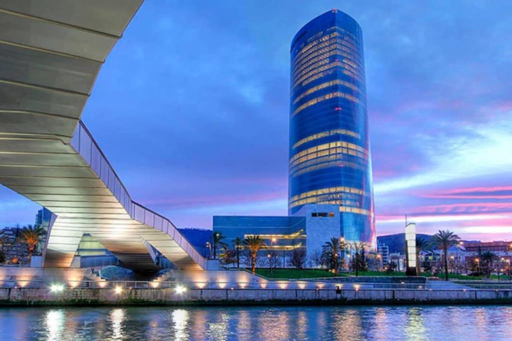Cultura Y Gastronomia En El Casco Viejo Lägenhet Bilbao Exteriör bild